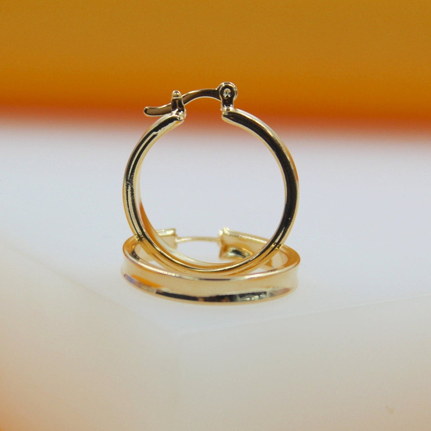 18K Gold Filled Thin Lever Back Hoop Earrings (K115A)